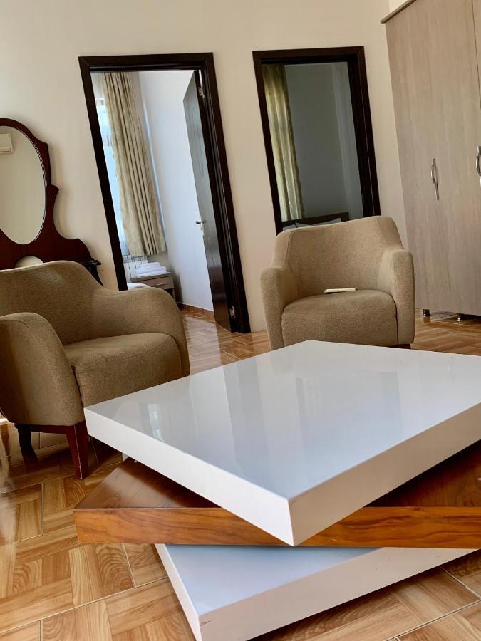 Hotel Port Altus Batumi Kültér fotó