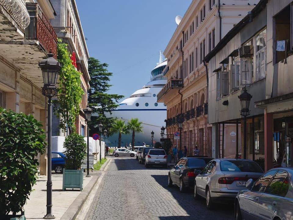 Hotel Port Altus Batumi Kültér fotó